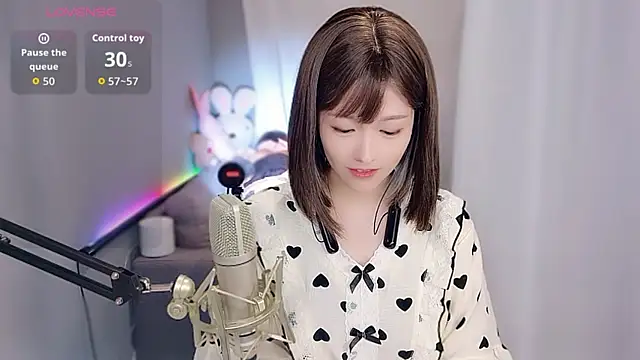 Snapshot of tw_lala chatting on 11-18-25, 04:44 tw lala online show from 11-18-25, 04:44