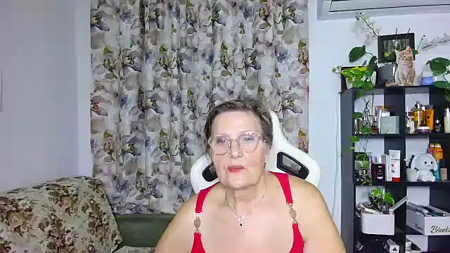 Snapshot of Selenna57 chatting on 01-03-25, 06:46 Selenna57 online show from 01-03-25, 06:46