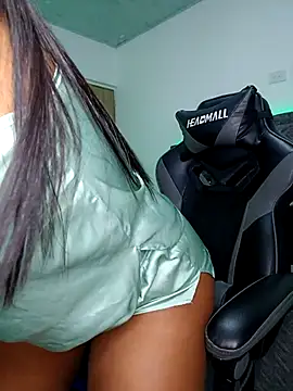 nashiira  online show from 02-03-26, 11:43