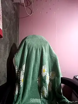 Cutie body11 online show from 10-31-25, 01:28