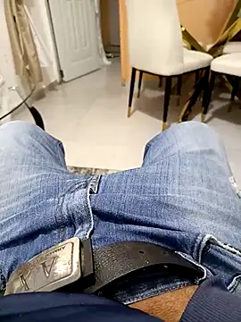 Snapshot of bebe082112 chatting on 12-30-24, 09:59 bebe082112 online show from 12-30-24, 09:59