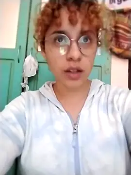 EmmaMelissa0521 online show from 10-31-25, 10:00