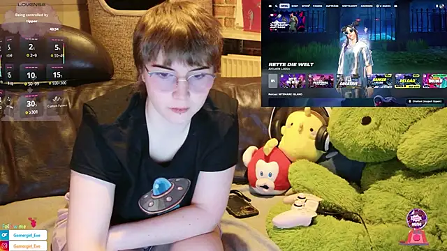 Snapshot of GamerGirl_Eve chatting on 10-10-25, 06:51 GamerGirl Eve online show from 10-10-25, 06:51