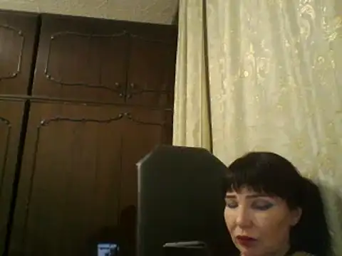 JeaneDavis online show from 02-17-25, 05:10