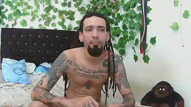 caribbeanlover1 online show from 12-10-24, 06:17