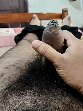 Snapshot of MalluBoyForGirls chatting on 03-06-25, 08:19 MalluBoyForGirls online show from 03-06-25, 08:19