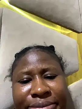 Snapshot of catty3232 chatting on 10-18-25, 01:19 catty3232 online show from 10-18-25, 01:19