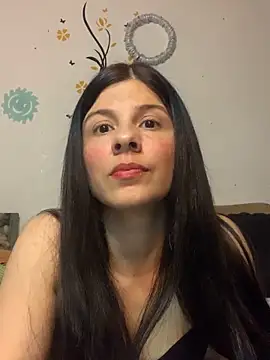 Estefani 32 online show from 03-14-26, 12:17