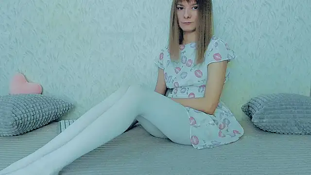 YourCaramel online show from 02-19-25, 05:16