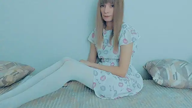 YourCaramel online show from 10-10-25, 08:24