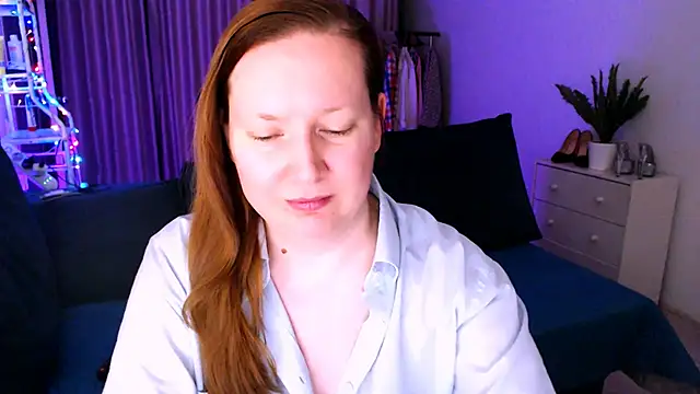 GoddessLara online show from 12-31-24, 11:06