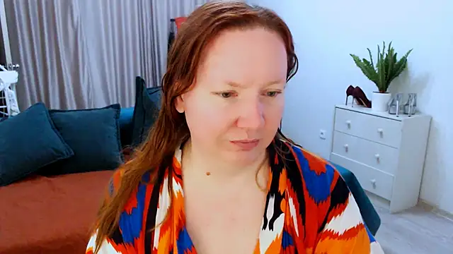GoddessLara online show from 09-28-25, 08:58