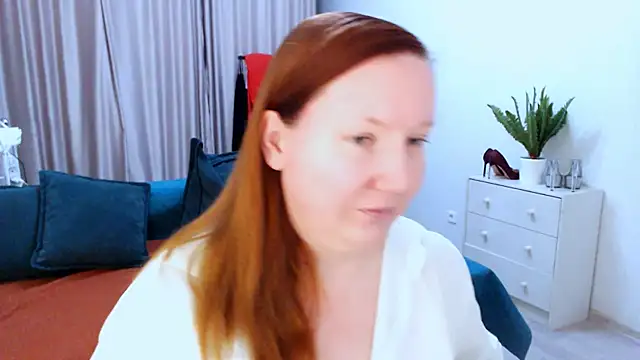 GoddessLara online show from 09-30-25, 08:36