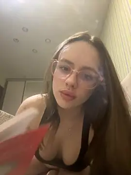 Lisaaan online show from 01-11-26, 08:25