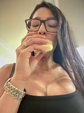 DulceLenns online show from 02-21-25, 09:54