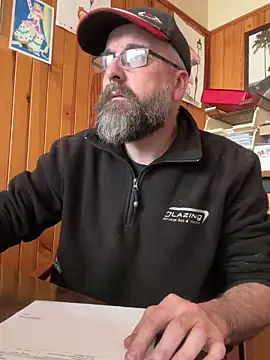 Snapshot of jim470 chatting on 03-05-25, 01:39 jim470 online show from 03-05-25, 01:39