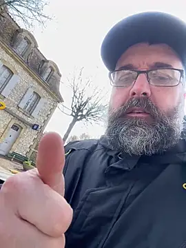 Snapshot of jim470 chatting on 03-16-25, 09:38 jim470 online show from 03-16-25, 09:38