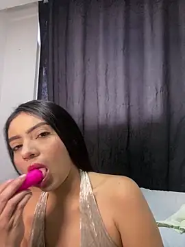 SusanRodriguez  online show from 11-11-25, 08:42