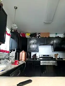 ScarletCallings420 online show from 12-28-24, 11:37