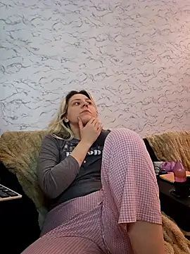 ScarletCallings420 online show from 01-17-26, 02:11