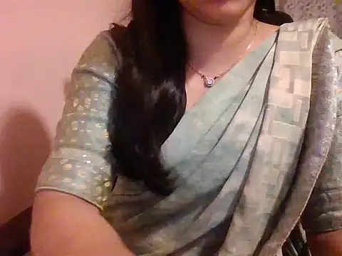 Snapshot of Pinky_4 chatting on 02-02-25, 05:48 Pinky 4 online show from 02-02-25, 05:48