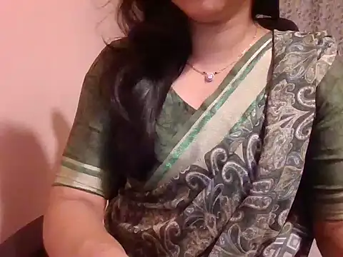 Snapshot of Pinky_4 chatting on 02-16-25, 12:41 Pinky 4 online show from 02-16-25, 12:41