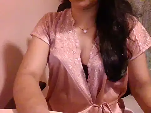 Snapshot of Pinky_4 chatting on 02-22-25, 05:46 Pinky 4 online show from 02-22-25, 05:46