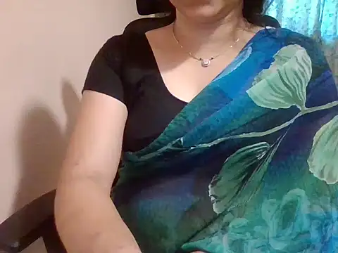 Snapshot of Pinky_4 chatting on 03-01-25, 08:13 Pinky 4 online show from 03-01-25, 08:13