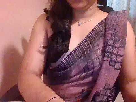 Snapshot of Pinky_4 chatting on 03-11-25, 04:21 Pinky 4 online show from 03-11-25, 04:21