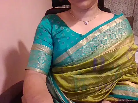 Snapshot of Pinky_4 chatting on 09-12-25, 05:24 Pinky 4 online show from 09-12-25, 05:24