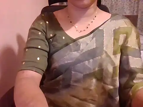 Snapshot of Pinky_4 chatting on 09-26-25, 07:51 Pinky 4 online show from 09-26-25, 07:51