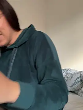 Snapshot of kymii chatting on 12-09-24, 01:45 kymii online show from 12-09-24, 01:45