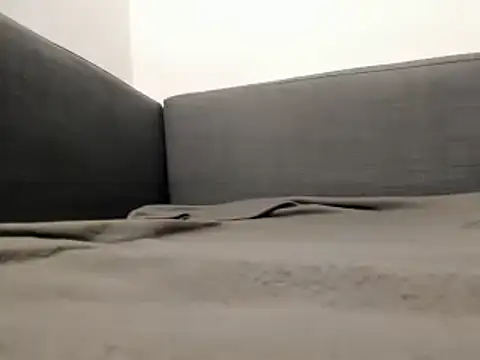 Snapshot of drm4ple3 chatting on 11-25-25, 02:44 drm4ple3 online show from 11-25-25, 02:44