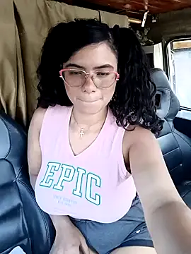 Simone Miller online show from 01-28-25, 09:08