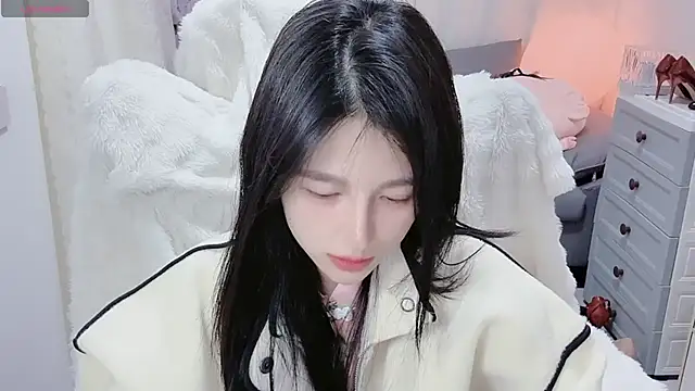 Snapshot of tiramesusu chatting on 02-08-25, 02:05 tiramesusu online show from 02-08-25, 02:05