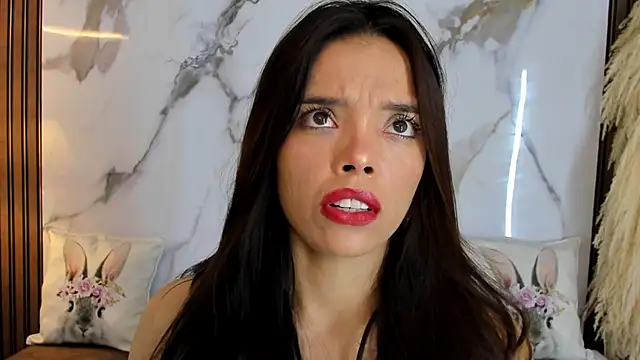 hannahill69 online show from 02-24-25, 05:00