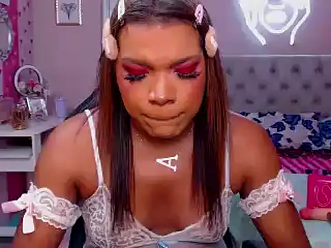 alexa rodriicum online show from 11-05-25, 01:11