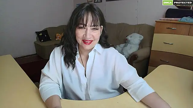 Lucretia Goldi  online show from 12-30-24, 03:35