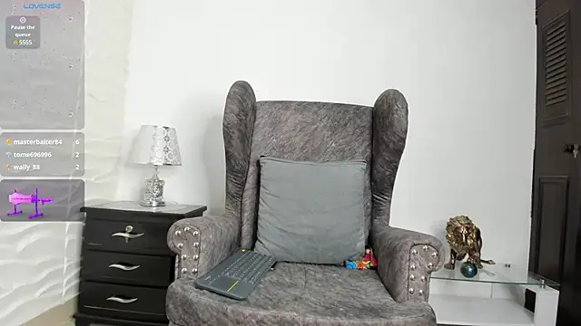 Keyla Milf online show from 12-26-24, 04:43