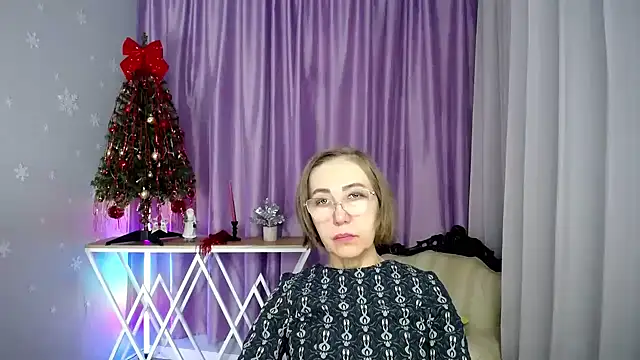 queen a n i online show from 02-01-26, 01:42