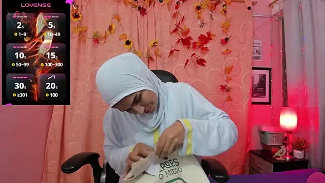 Snapshot of DarshaKhemu chatting on 12-27-24, 09:00 DarshaKhemu online show from 12-27-24, 09:00