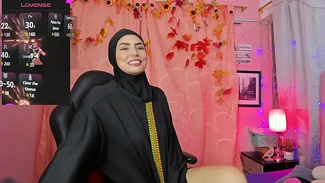 Snapshot of DarshaKhemu chatting on 01-08-25, 08:29 DarshaKhemu online show from 01-08-25, 08:29