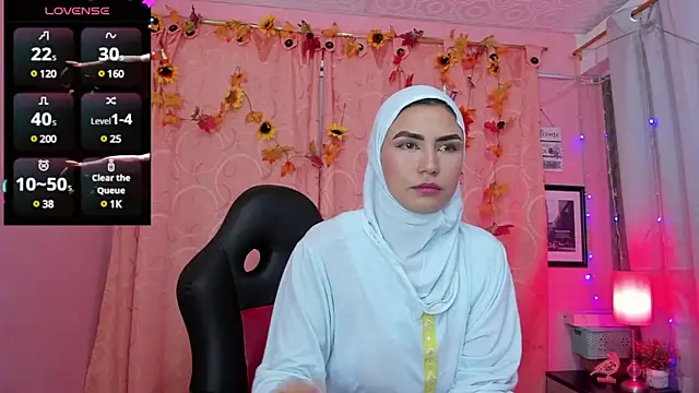 Snapshot of DarshaKhemu chatting on 01-16-25, 08:46 DarshaKhemu online show from 01-16-25, 08:46