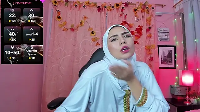 Snapshot of DarshaKhemu chatting on 02-02-25, 04:54 DarshaKhemu online show from 02-02-25, 04:54