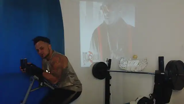 Snapshot of JacobJamess chatting on 11-20-25, 01:11 JacobJamess online show from 11-20-25, 01:11