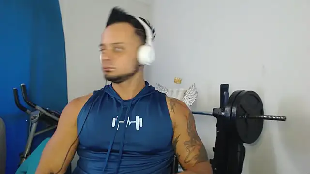 JacobJamess online show from 11-25-25, 05:13