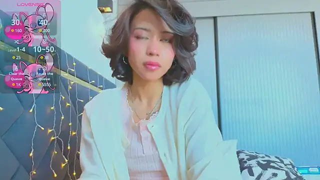 Mia Tin online show from 01-10-25, 06:42