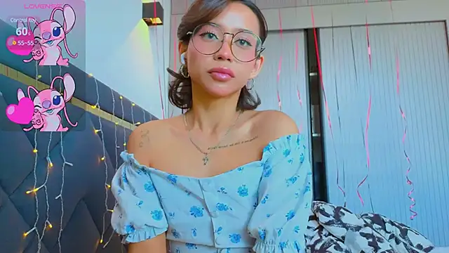 Mia Tin online show from 01-13-25, 07:00