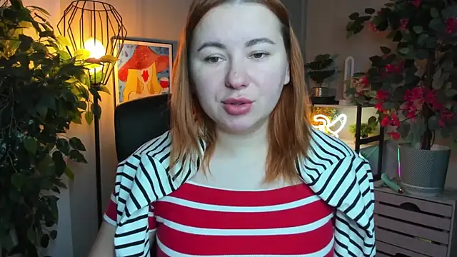 LAYLAxSTAR online show from 11-18-25, 07:24