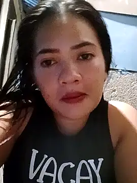 Snapshot of amariaxxx388 chatting on 02-05-25, 12:06 amariaxxx388 online show from 02-05-25, 12:06